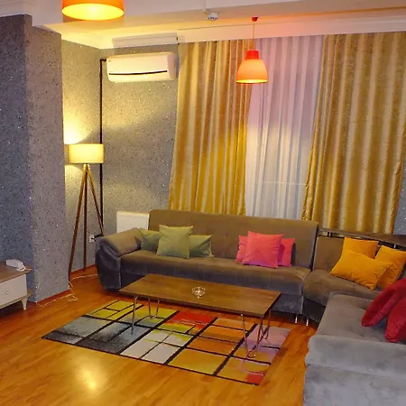 アパートホテル Artura Suite's 2*