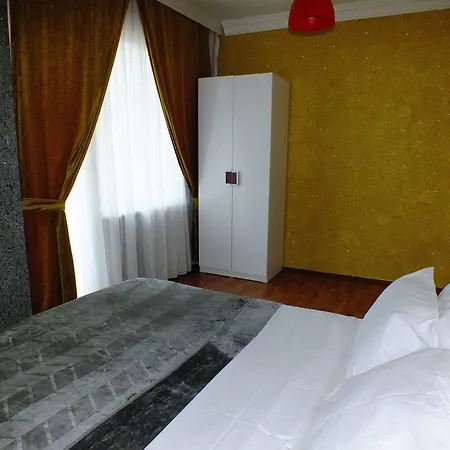 Artura Suite's 2*