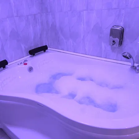 Aparthotel Artura Suite's 2*