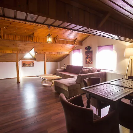 Aparthotel Artura Suite's 2*