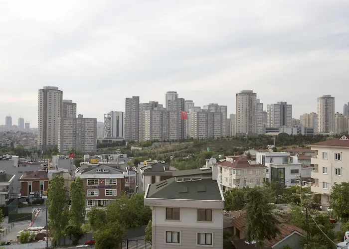 Artura Suite's 2* Sarigazi