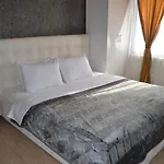 Artura Suite's Sarigazi