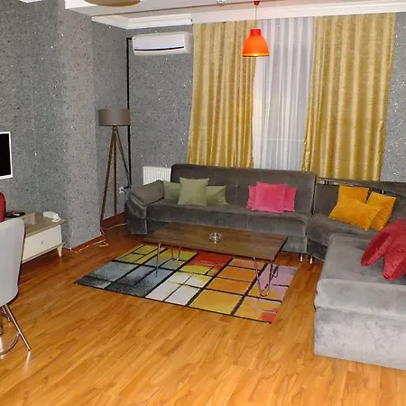 Artura Suite's 아파트호텔 2*