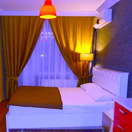 Artura Suite's 2* Sarigazi